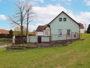 Vonkajšia záhrada v ubytovaní Holiday Home Plavsko by Interhome