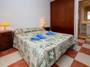 Posteľ alebo postele v izbe v ubytovaní Apartment Sun and Beach by Interhome