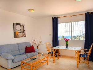 Część wypoczynkowa w obiekcie Holiday Home Villa Cassandra by Interhome