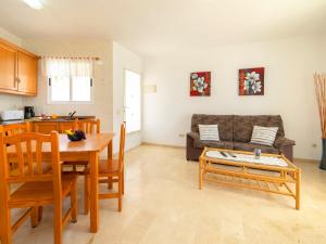 Kuchnia lub aneks kuchenny w obiekcie Holiday Home Villa Cassandra by Interhome