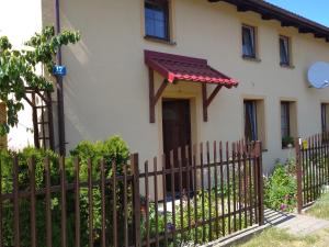 Budynek, w którym mieści się apartament