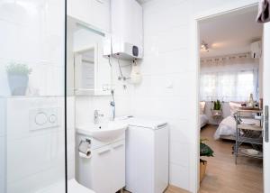 Køkken eller tekøkken på Smart & Cozy - ZF Hvar