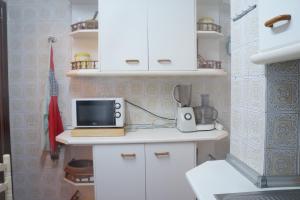 Kuchyňa alebo kuchynka v ubytovaní Apartamento panorámico beach Fuengirola