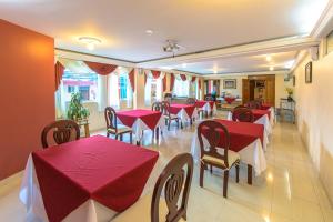 Restoran või mõni muu söögikoht majutusasutuses Hotel Cumbayá Sanvy
