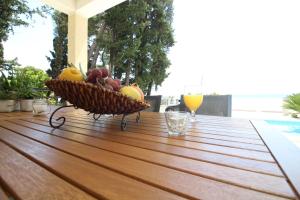 Fotografia z galérie ubytovania Villa Beachfront Sea Palace v destinácii Kaštela