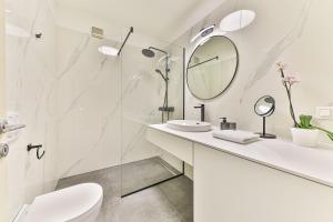 Koupelna v ubytování Apartmani Ana