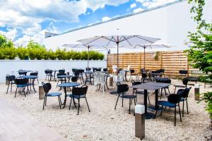Um restaurante ou outro lugar para comer em Novotel Blois Centre Val De Loire