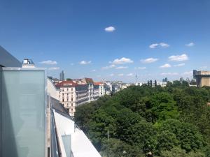 Zdjęcie z galerii obiektu Augartenblick Penthauscombo 14/15/16 - Blick zum Riesenrad w Wiedniu