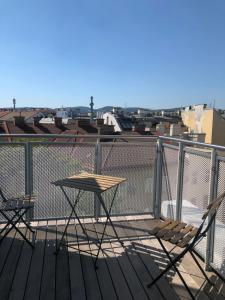 Zdjęcie z galerii obiektu Augartenblick Penthauscombo 14/15/16 - Blick zum Riesenrad w Wiedniu