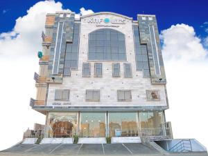 Budova, kde se aparthotel nachází