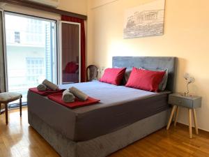 Postel nebo postele na pokoji v ubytování HIGH QUALITY 110qm 2BR at Simos-Lux-Apartment