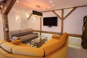 Ảnh trong thư viện ảnh của Aparthotel Zabrze, Apartamenty w Centrum z prywatnym parkingiem ở Zabrze