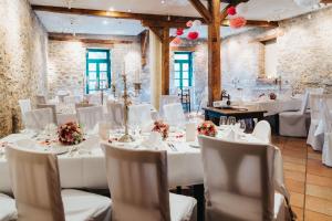Restaurace v ubytování Gutshotel Baron Knyphausen