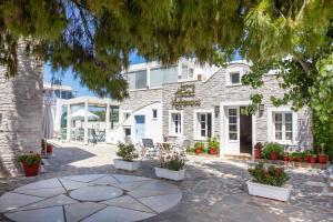 Gallery image of Katerina Hotel in Agios Prokopios