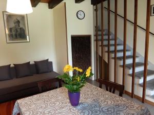 A seating area at Oxy Holiday Home