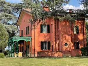 Galeriebild der Unterkunft Villa Resta & Dependance in Castel San Pietro Terme