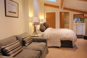 Posezení v ubytování Croft House Guest Suite Painswick
