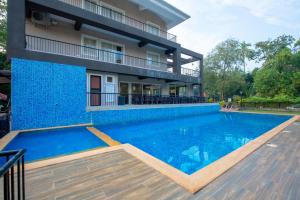 Piscina a 2BHK Stunning Apartment with Pool o a prop