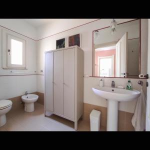 Kúpeľňa v ubytovaní Casa Trapani Liberty + 14 fotografií