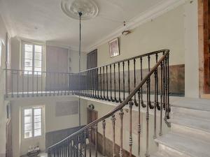 Fotografie z fotogalerie ubytování Résidence Verdi - Appartements meublés en centre ville v destinaci Bédarieux