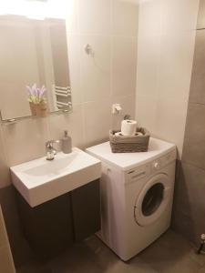 Fotografia z galérie ubytovania MAGENTA RUBY #DTerra Apartments# FREE PRIVATE PARKING!! v Solúne