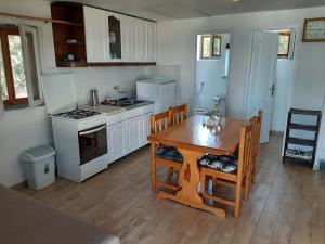 Kuchyň nebo kuchyňský kout v ubytování Robinzon House Kornati