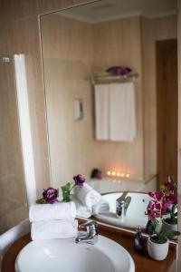 Ein Badezimmer in der Unterkunft Villa de Elciego