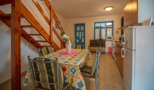 Kuchyňa alebo kuchynka v ubytovaní Holiday Home Grimalda