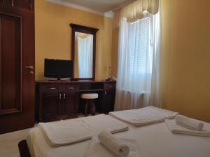 Gallery image of Hotel Mimoza in Budva