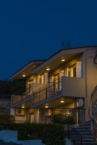 Imagen de la galería de Meraki apartments, en Lassi 24 fotos más