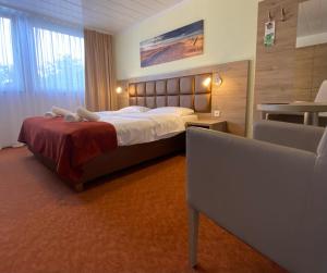 Gallery image of Strand Hotel Nordsee, Hotel Deichläufer in Butjadingen OT Tossens +15 photos