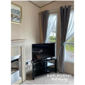 Afbeelding uit fotogalerij van Comfortable 3-Bed Caravan - Combe Haven in Hollington