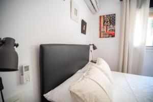 Posteľ alebo postele v izbe v ubytovaní Casa rural en Nerja Villa RuiSol by Centrall alquileres turísticos