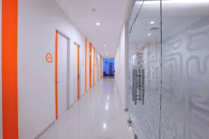 Afbeelding uit fotogalerij van Starlet Hotel BSD City in Tangerang