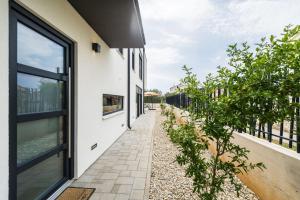 Balkón nebo terasa v ubytování Holiday House Sukošan Zadar