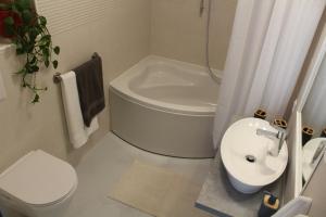 Kúpeľňa v ubytovaní Apartman Boki