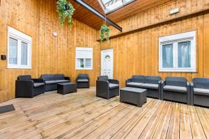 Photo de la galerie de l'établissement Le ZEN... appartement avec fauteuil massant!, à Tourcoing