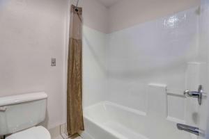 Vannas istaba naktsmītnē Motel 6-Apache Junction, AZ