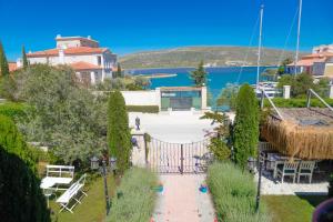 Photo de la galerie de l'établissement Alacati Marina Palace, à Alaçatı