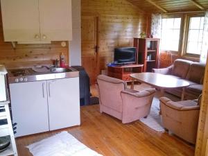 Kuchyň nebo kuchyňský kout v ubytování 6 person holiday home in ENGAVÅGEN-By Traum