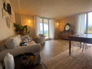 Gallery image of casa il colle con piscina privata in Strada