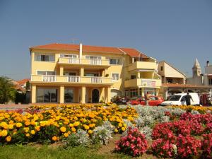 Fotografie z fotogalerie ubytování BUCO seafront apartments & fastfood v Pakoštane