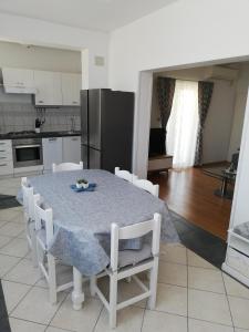 Kuchyň nebo kuchyňský kout v ubytování Apartman G&L