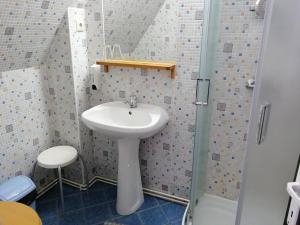 O baie la Súgó Panzió Madarasi Hargita +17 fotografii