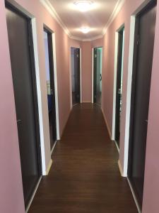 Fotografija u galeriji objekta MATE Private Bathrooms u gradu Ushguli