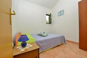 Galeriebild der Unterkunft Holiday home Maria with swimming pool in Vodice