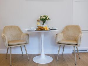 Posedenie v ubytovaní Warsaw Seasons by Alluxe Boutique Apartments