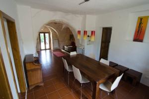 A seating area at Trullo Marianna
