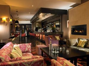 Uma área de estar em Ashling Hotel Dublin