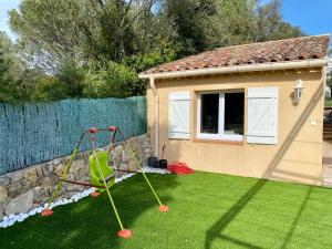 Gallery image of Studio avec une belle terrasse Pour les amoureux in Carcès